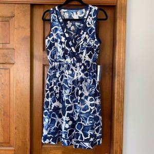 SimplyVera blue and white floral dress size M